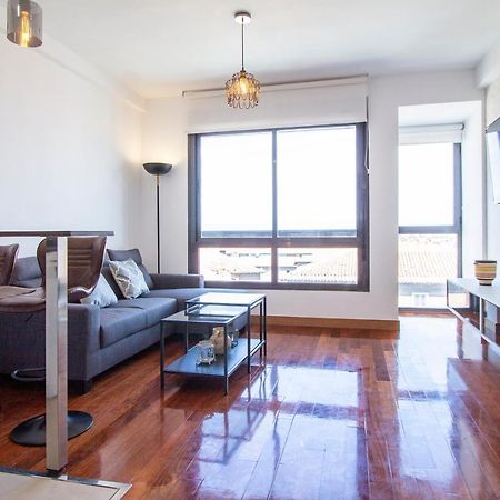 Apartamentos Castilla Luz Business Мадрид Экстерьер фото