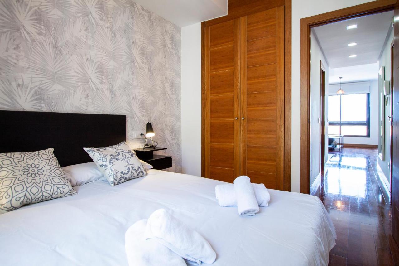 Apartamentos Castilla Luz Business Мадрид Экстерьер фото